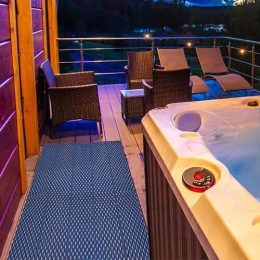 WhatsApp Image 2024-11-20 at 19.29.38 (2)